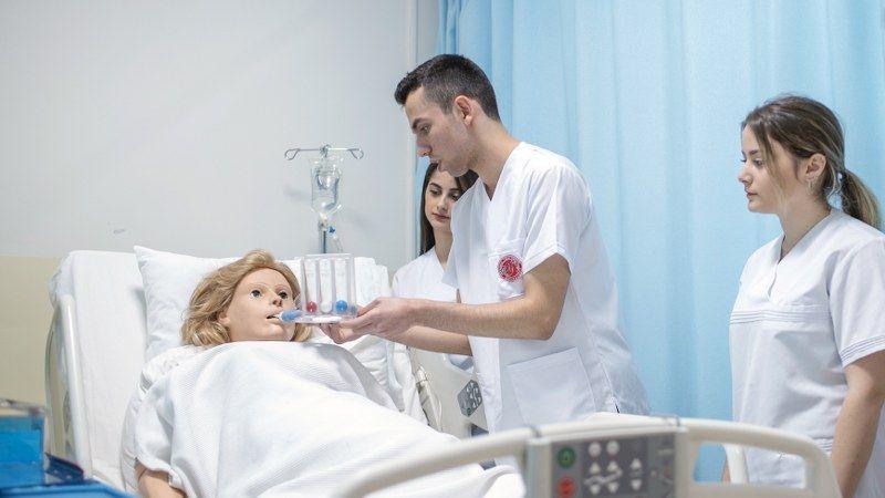 جامعة اسطنيول يني يوز يل