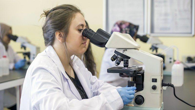 جامعة اسطنيول يني يوز يل