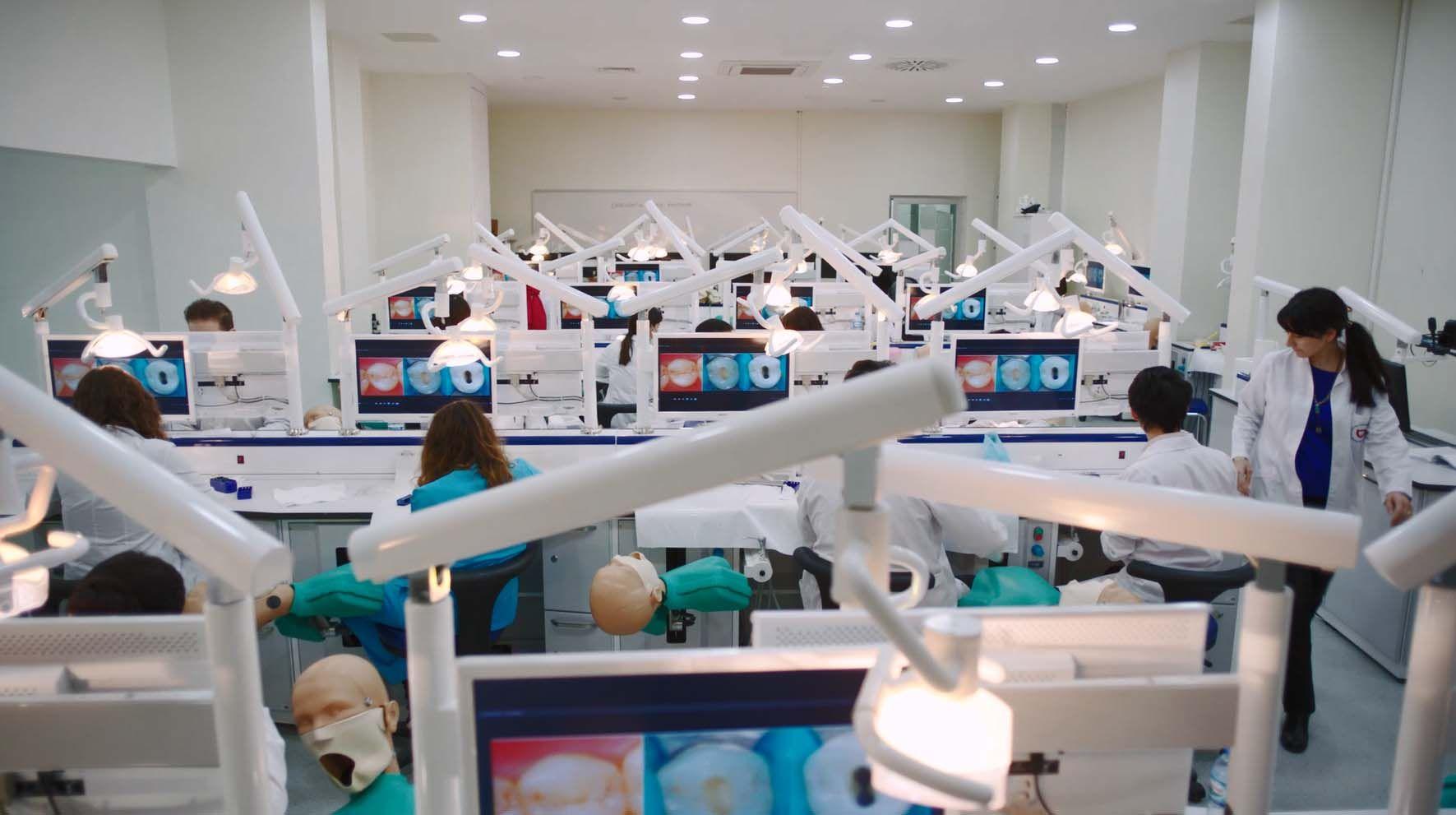 جامعة بيروني