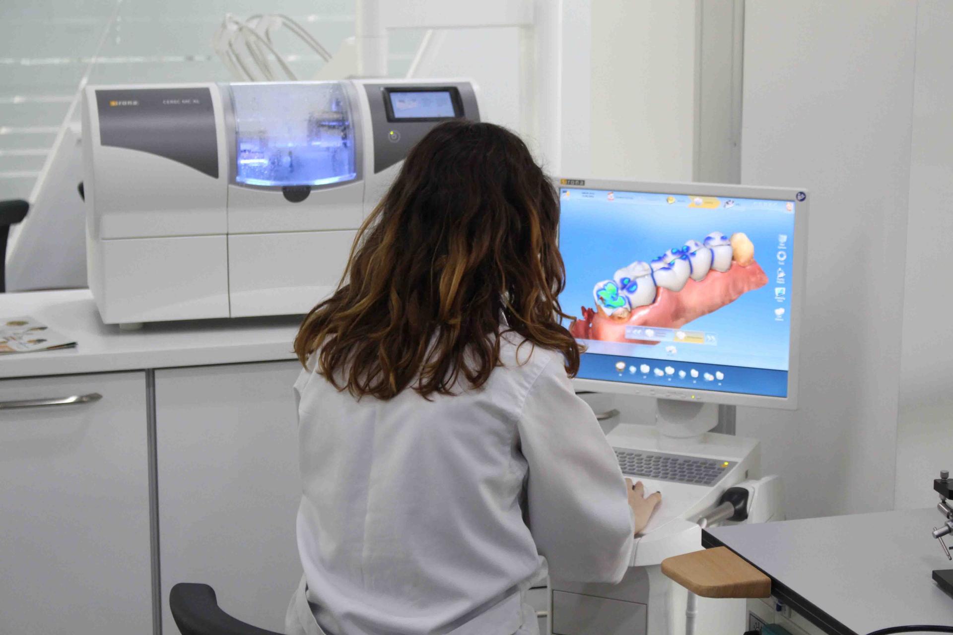 جامعة بيروني