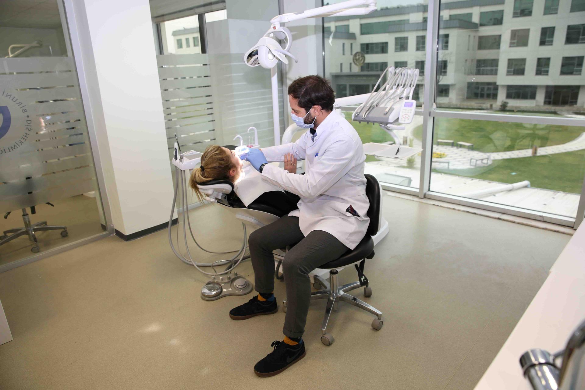 جامعة بيروني