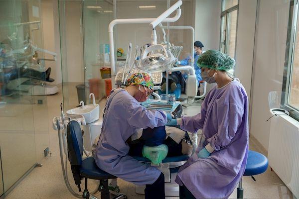 جامعة بيروني