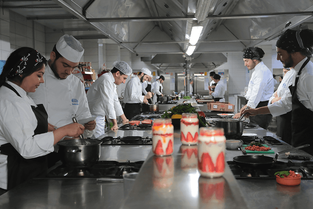 جامعة اسطنبول جيليشيم