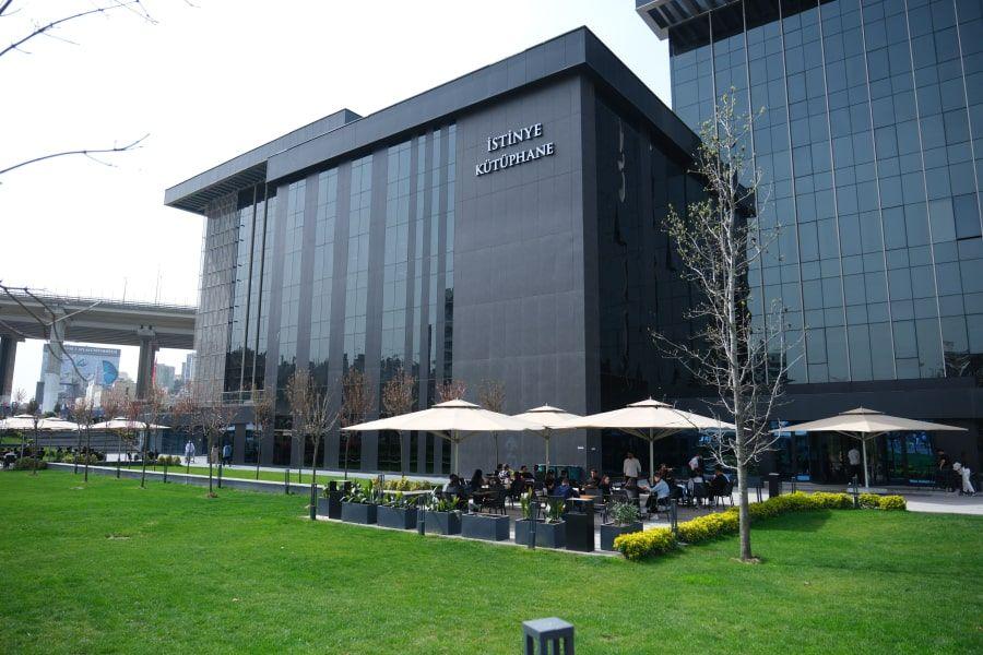 جامعة استينيا