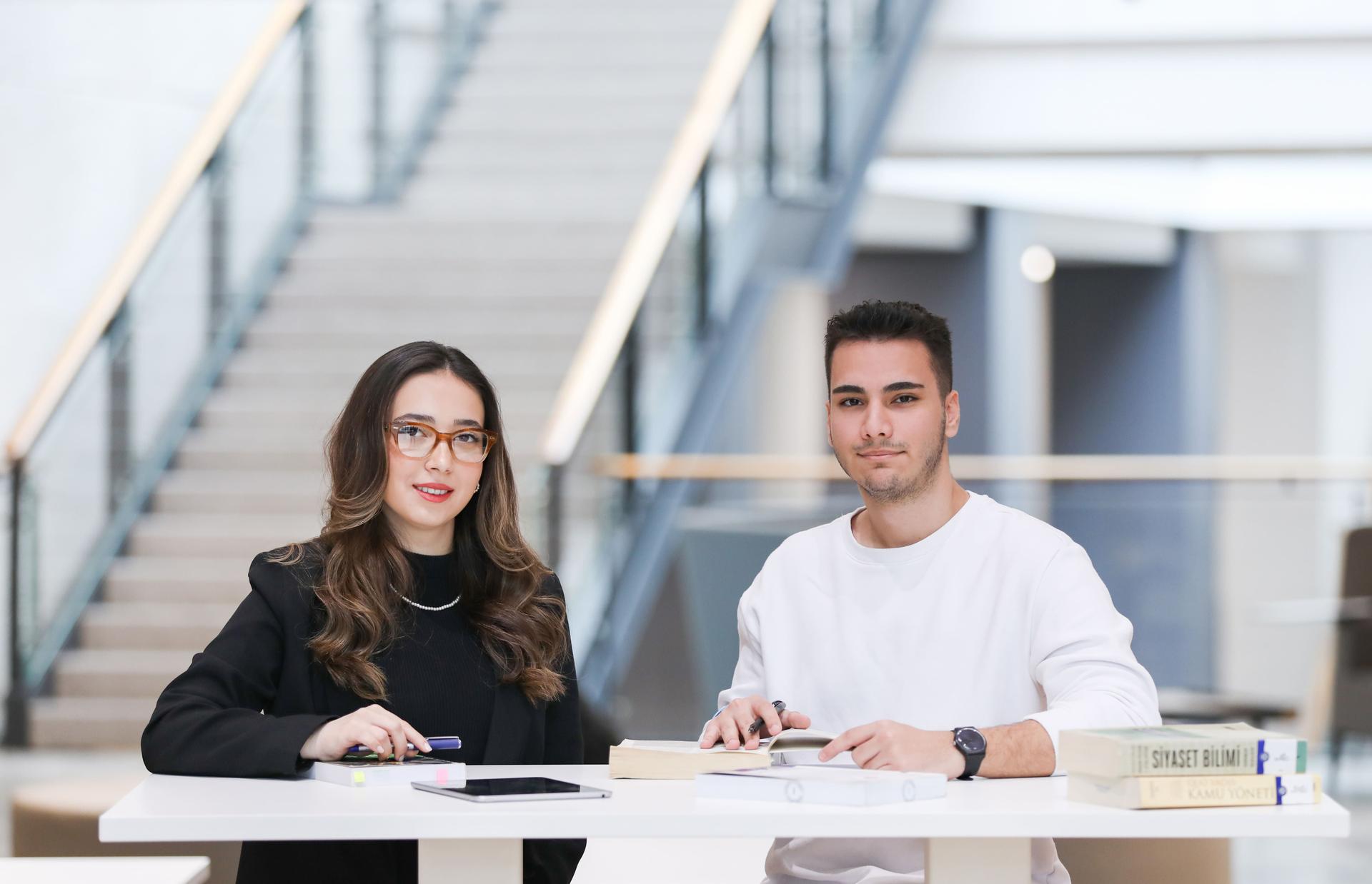 جامعة اسطنبول ميديبول